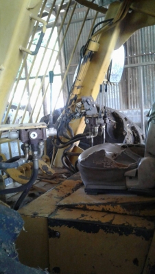 รถคีบอ้อยสามล้อ