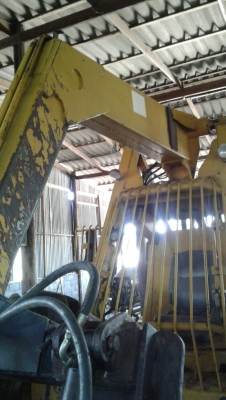 รถคีบอ้อยสามล้อ