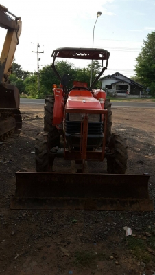 ขายรถไถ L4508  อุปกรณ์ ใบดันหน้า ผานหลัง เอกสารครบพร้อมโอน