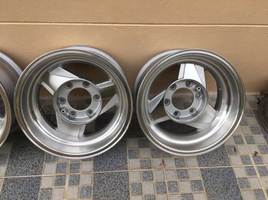 แมกซ์ขอบ15 กว้าง7.5 6รู แมกซ์ขอบ15 กว้าง7.5 6รู