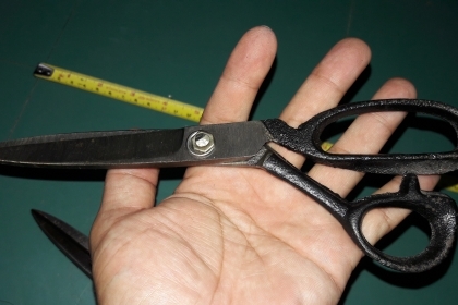 ขายกรรไกรหางและกรรไกรตัดผ้าแพ็คคู่งานเก่าๆ