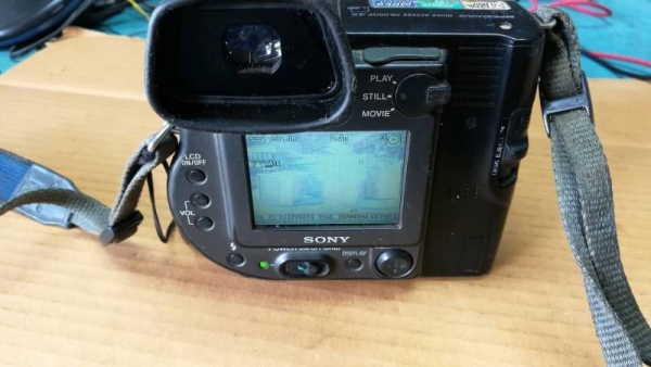 500 บ. ส่งฟรี 083-2000058 LINE ID: line832923 กล้องถ่ายรูปดิจิตอล SONY รุ่น MVC- FD95 ทำงานได้ดี แผ่นเก็บข้อมูลใช้ดิดส์ 3.5 นิ้วถ่ายรูปได้ถ่ายvdoได้ 500 บ. ส่งฟรี 083-2000058 LINE ID: line832923 กล้องถ่ายรูปดิจิตอล SONY รุ่น MVC- FD95 ทำงานได้ดี แผ่นเก็บข้อมูลใช้ดิดส์ 3.5 นิ้วถ่ายรูปได้ถ่ายvdoได้
