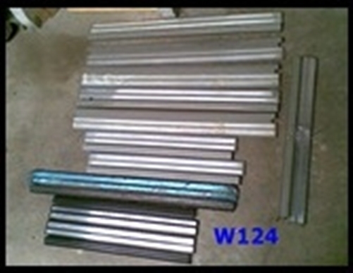 แผงทับทิมแต่งW126 แผงจิ้งหรีดขับซ้ายมี แผงจิ้งหรีด190E ไฟท้าย190E ไฟเพดานW202 สปอร์ทไลท์ซ็ายR129 อีกเล็กน้อย