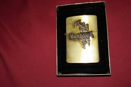 ขายไฟเช็ค ZIPPO MADE IN USA.ใหม่เก่าเก็บทองเหลืองสวยงาม