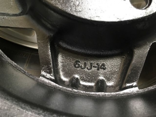 แมกซ์ขอบ14 กว้าง6นิ้ว 6รู 139 et-17 แมกซ์ขอบ14 กว้าง6นิ้ว 6รู 139 et-17