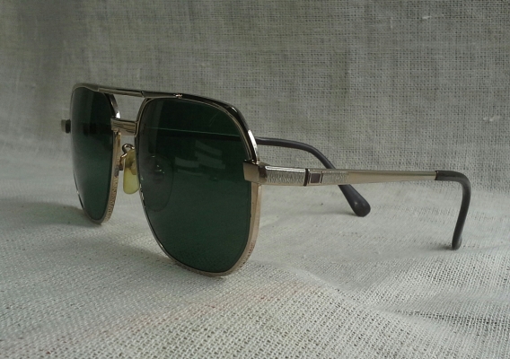 แว่นตาเฟรนช์วินเทจ  &#039;ไททาเนียมบริสุทธิ์&#039;  ราคานักศึกษา!  Vintage SAINT ROCH handmade in France