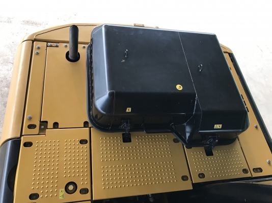 ขาย CAT318D2L ตัวใหม่ล่าสุด รถสวยมาก 3200ชั่วโมง แน่นทั้งคัน สนใจติดต่อ 081-4283210 ชมรถได้ทุกวัน