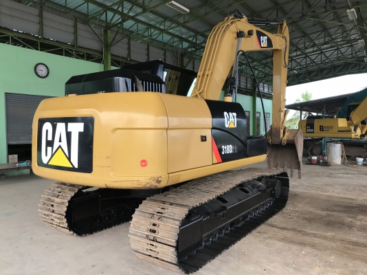 ขาย CAT318D2L ตัวใหม่ล่าสุด รถสวยมาก 3200ชั่วโมง แน่นทั้งคัน สนใจติดต่อ 081-4283210 ชมรถได้ทุกวัน