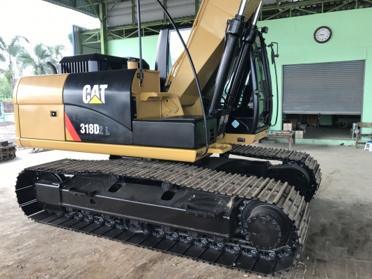 ขาย CAT318D2L ตัวใหม่ล่าสุด รถสวยมาก 3200ชั่วโมง แน่นทั้งคัน สนใจติดต่อ 081-4283210 ชมรถได้ทุกวัน