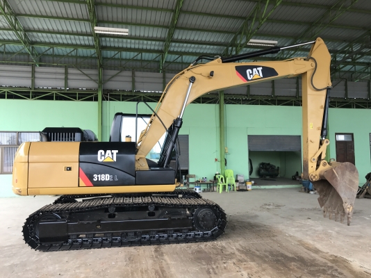 ขาย CAT318D2L ตัวใหม่ล่าสุด รถสวยมาก 3200ชั่วโมง แน่นทั้งคัน สนใจติดต่อ 081-4283210 ชมรถได้ทุกวัน