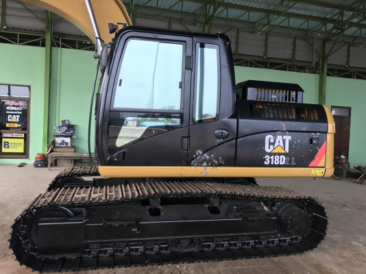 ขาย CAT318D2L ตัวใหม่ล่าสุด รถสวยมาก 3200ชั่วโมง แน่นทั้งคัน สนใจติดต่อ 081-4283210 ชมรถได้ทุกวัน
