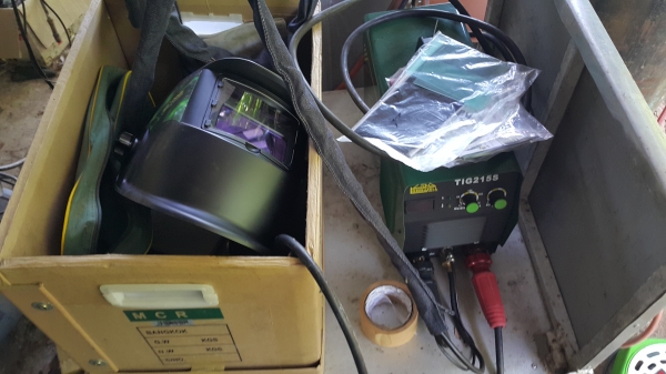 เครื่องเชื่อมอากอนติก215s