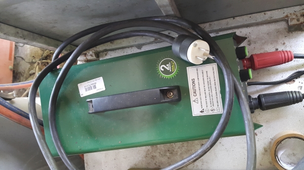 เครื่องเชื่อมอากอนติก215s เครื่องเชื่อมอากอนติก215s