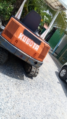 แบคโฮ คูโบต้า HK021 เก่านอกเดิมๆ