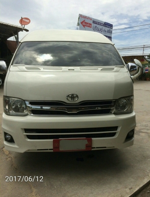 รถตู้ TOYOTA COMMUNITER 2.5 เครื่อง 2500 CC เบาะปั้น 4 แถว รถตู้ TOYOTA COMMUNITER 2.5 เครื่อง 2500 CC เบาะปั้น 4 แถว
