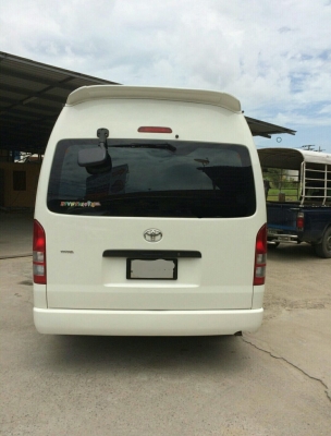 รถตู้ TOYOTA COMMUNITER 2.5 เครื่อง 2500 CC เบาะปั้น 4 แถว รถตู้ TOYOTA COMMUNITER 2.5 เครื่อง 2500 CC เบาะปั้น 4 แถว