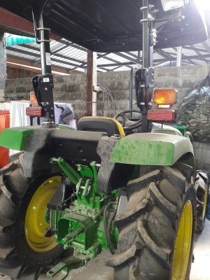 ขายดาวน์จอนเดียร์36แรง + เครื่องอัดฟางคูโบต้าHB130 ขายดาวน์จอนเดียร์36แรง + เครื่องอัดฟางคูโบต้าHB130