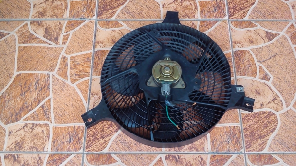 พัดลมเป่าแผงแอร์ ของรถ NISSAN พัดลมเป่าแผงแอร์ ของรถ NISSAN