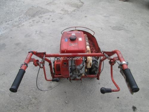 ราคาพิเศษ 24,000 บาท!! รถตัดหญ้าแบบเดินตาม SHIBAURA SM65 รหัสสินค้า : 80904627 www.nihonmono.com