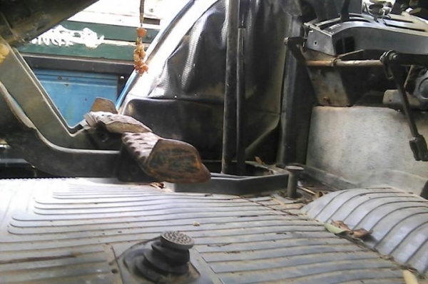 ขายตามสภาพ รถไถฟอดร์ 8210 โฟวิน พร้อมทะเบียน ขายตามสภาพ รถไถฟอดร์ 8210 โฟวิน พร้อมทะเบียน