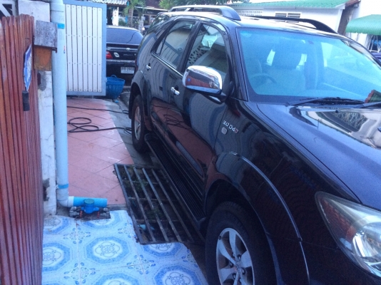 ขายรถ fortuner ปี 2005 สภาพเรียบร้อย เข้า 0 ตลอด ขายรถ fortuner ปี 2005 สภาพเรียบร้อย เข้า 0 ตลอด
