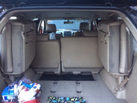 ขายรถ fortuner ปี 2005 สภาพเรียบร้อย เข้า 0 ตลอด