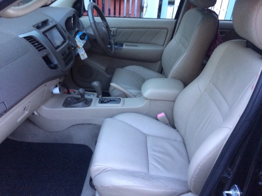 ขายรถ fortuner ปี 2005 สภาพเรียบร้อย เข้า 0 ตลอด