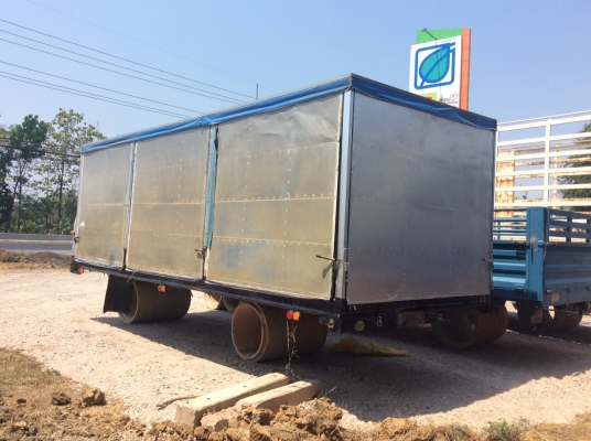 ขายตู้6ล้อ (ตู้ขายของตลาดนัด) เปิดได้รอบด้าน กว้าง2.35 ยาว 6.5 สูง 2 ม ชัชชีกว้าง 82 cm ราคา30,000บาท ศุภากร 081-1903107, 081-4252943 ขายตู้6ล้อ (ตู้ขายของตลาดนัด) เปิดได้รอบด้าน กว้าง2.35 ยาว 6.5 สูง 2 ม ชัชชีกว้าง 82 cm ราคา30,000บาท ศุภากร 081-1903107, 081-4252943