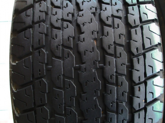 ยาง 255-65-17 BRIDGESTONE DUELER ปี13 1ชุด (2,000)