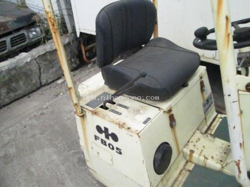 รถยกไฟฟ้า KOMATSU FB05-2 ราคาพิเศษ 49,000 บาท รหัสสินค้า : 80802215 www.nihonmono.com