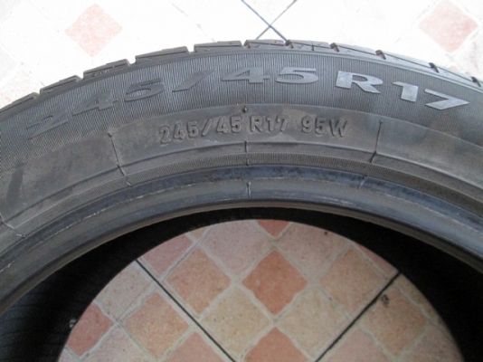 ยาง 245-45-17 PIRELLI P1 กลางปี15 ดอกท่วม (1ชุด)