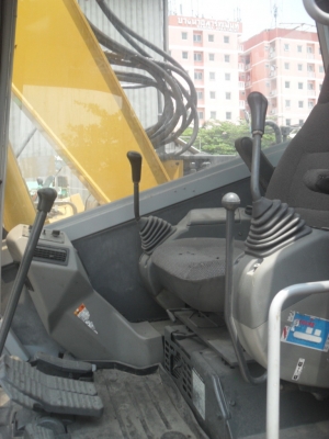 รถขุด PC 128 US -2 รถขุด PC 128 US -2