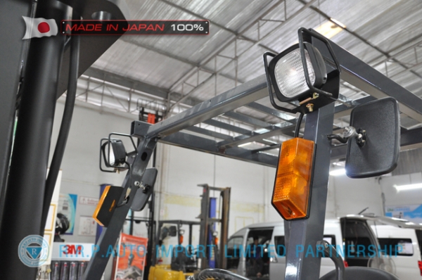 ขายรถโฟล์คลิฟท์มือสอง  TOYOTA รุ่น 6FD25-40951 นำเข้าจากประเทศญี่ปุ่น 100\% ไม่เคยใช้งานในไทย