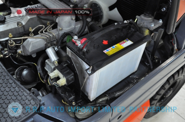 ขายรถโฟล์คลิฟท์มือสอง  TOYOTA รุ่น 6FD25-40951 นำเข้าจากประเทศญี่ปุ่น 100\% ไม่เคยใช้งานในไทย