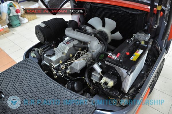 ขายรถโฟล์คลิฟท์มือสอง  TOYOTA รุ่น 6FD25-40951 นำเข้าจากประเทศญี่ปุ่น 100\% ไม่เคยใช้งานในไทย