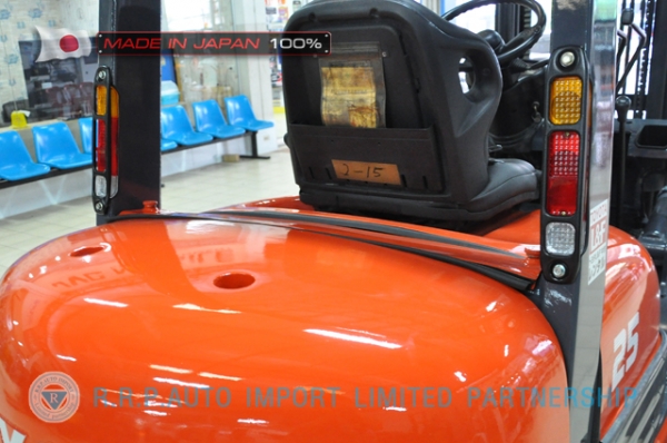 ขายรถโฟล์คลิฟท์มือสอง  TOYOTA รุ่น 6FD25-40951 นำเข้าจากประเทศญี่ปุ่น 100\% ไม่เคยใช้งานในไทย