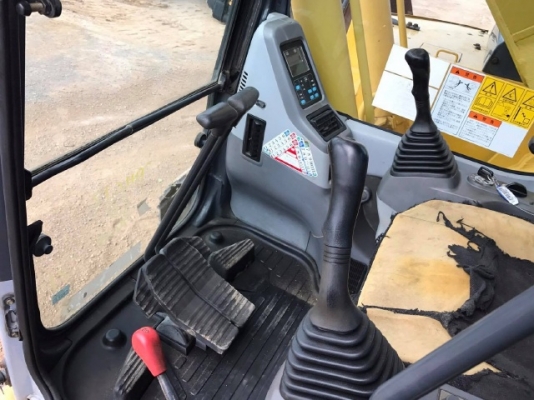 ขายรถแบคโฮ KOMATSU PC228US-3 (เทียบเท่ารุ่น 7) รถนอกนำเข้าเองจากญี่ปุ่น มีVDOการทำงานครับ