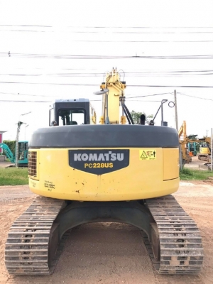 ขายรถแบคโฮ KOMATSU PC228US-3 (เทียบเท่ารุ่น 7) รถนอกนำเข้าเองจากญี่ปุ่น มีVDOการทำงานครับ