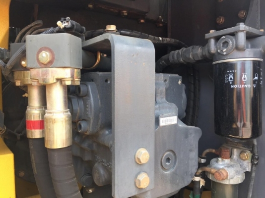 ขายรถแบคโฮ KOMATSU PC228US-3 (เทียบเท่ารุ่น 7) รถนอกนำเข้าเองจากญี่ปุ่น มีVDOการทำงานครับ