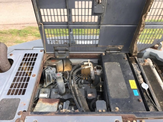 ขายรถแบคโฮ KOMATSU PC228US-3 (เทียบเท่ารุ่น 7) รถนอกนำเข้าเองจากญี่ปุ่น มีVDOการทำงานครับ