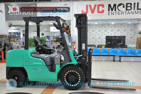 ขายรถโฟล์คลิฟท์มือสอง MITSUBISHI รุ่น FD35AT-50072 นำเข้าจากประเทศญี่ปุ่น 100\% ไม่เคยใช้งานในไทย