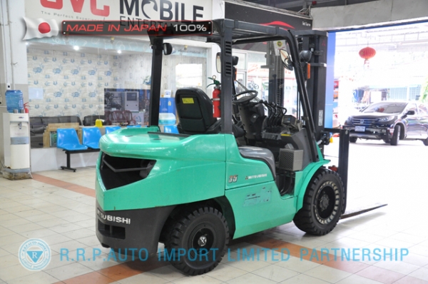 ขายรถโฟล์คลิฟท์มือสอง MITSUBISHI รุ่น FD35AT-50072 นำเข้าจากประเทศญี่ปุ่น 100\% ไม่เคยใช้งานในไทย