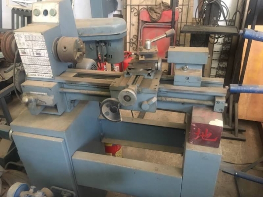ขายเครื่องกลึงเล็ก4ฟุตกลึงงาน3.5ฟุตใต้หวันเหมาะแก่งานเล็กๆครับ