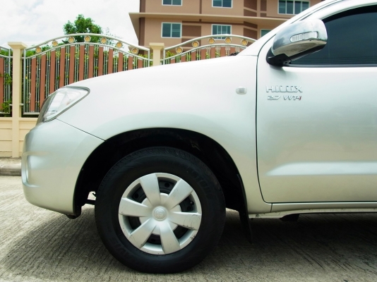 TOYOTA HILUX VIGO 2.7 VVT-i SMART CAB