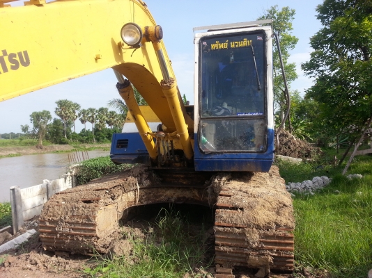 ขายรถแม็กโครพรัอมรถ12ล้อใส่รถแม็กโครแพ็กคู่