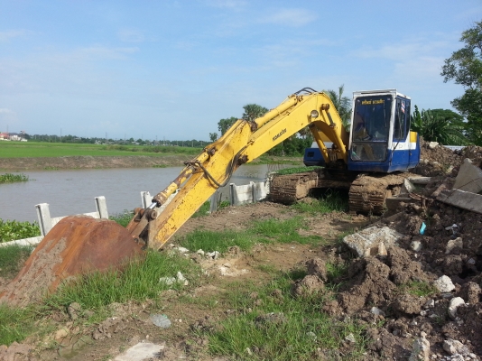 ขายรถแม็กโครพรัอมรถ12ล้อใส่รถแม็กโครแพ็กคู่