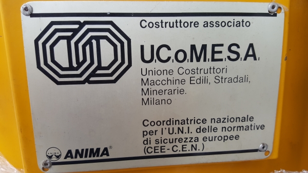 ขายเครื่องพ่นปูน อินตาลี่ www. bunker-teksped.com