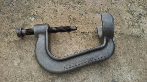 เหล็กถอดพวงมาลัยU.S.A. รุ่นเก่า 70 กว่าปี