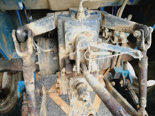 แชมป์ MX6055 4 WD ใบมีดดันหน้า ผานหลัง เครื่องดี เกียร์ดี ขายตามสภาพ แชมป์ MX6055 4 WD ใบมีดดันหน้า ผานหลัง เครื่องดี เกียร์ดี ขายตามสภาพ