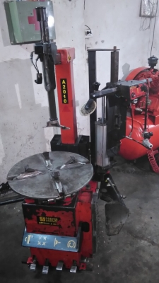 **ขายถูกๆ เครื่องถอดยางมือสองจากญี่ปุ่น** CORCHI A2010 ระบบลม(ไม่ต้องใช้ไฟฟ้า) ทดสอบเรียบร้อย ทุกระบบทำงานได้ดีมาก พร้อมใช้งานครับ